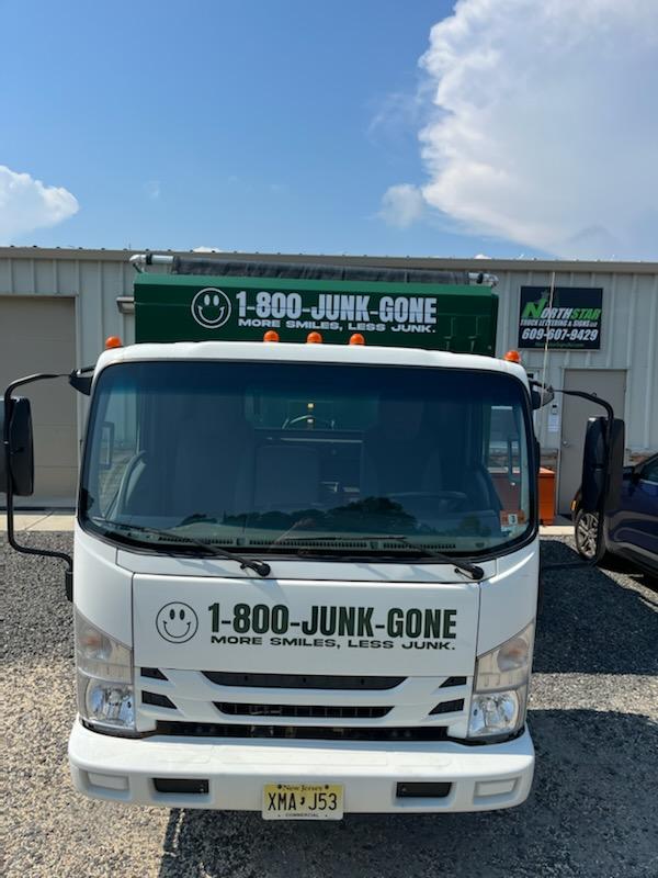 1-800-JUNK-GONE Truck Front View